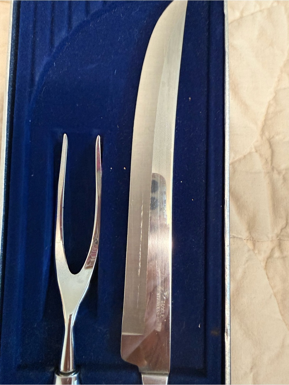 Towle Silver Stainless Carving Knife and Fork Set with Blue Box - Picture 4 of 8